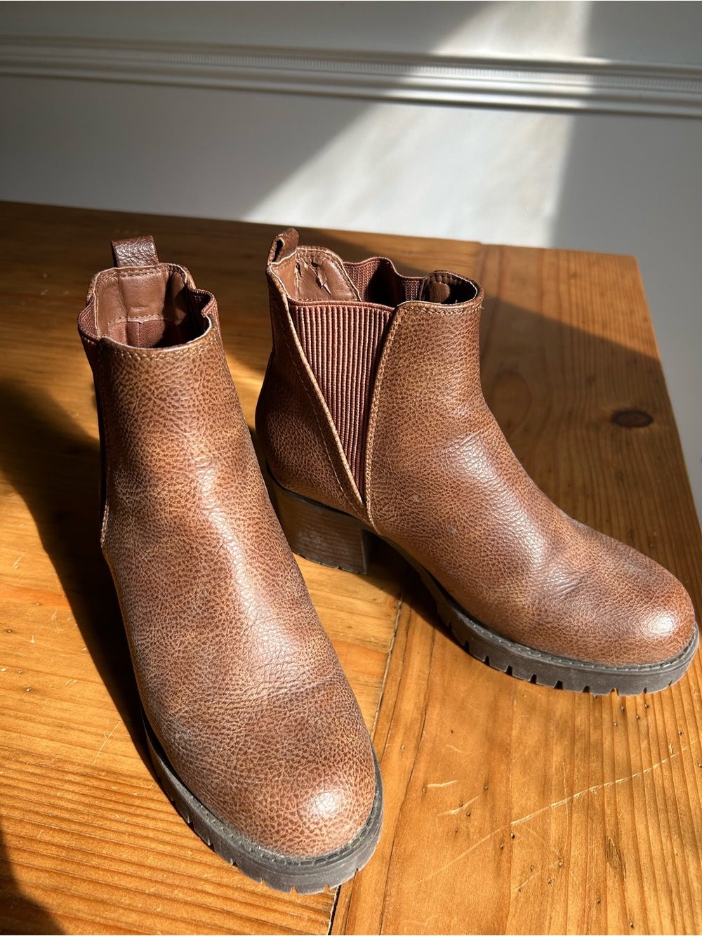 Women’s Brown Boots